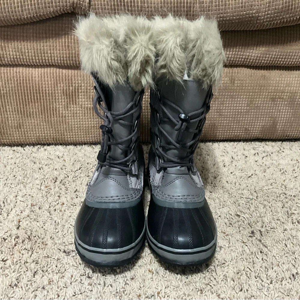 Sorel Gray and Black Boots with leather womens Size 5 - Picture 11 of 16
